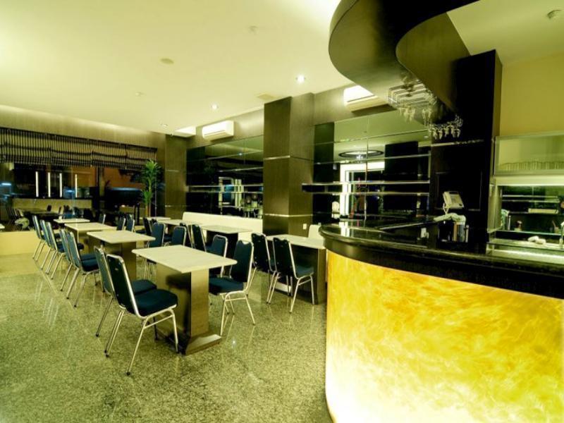 Lovina Inn - Nagoya Batam Exterior photo